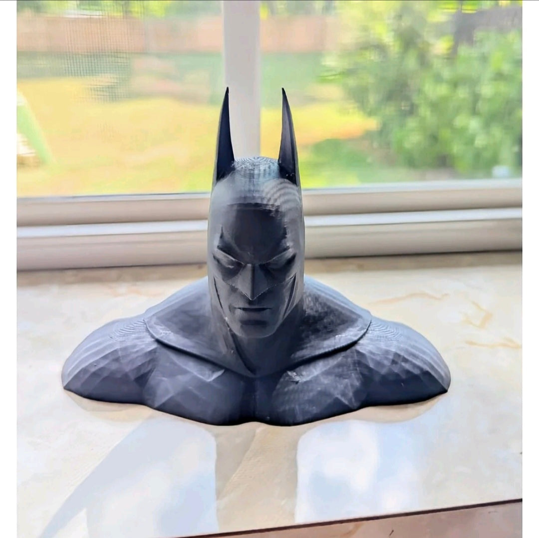 Bustos De Herói Noturno Decoração Moderna E Heroica