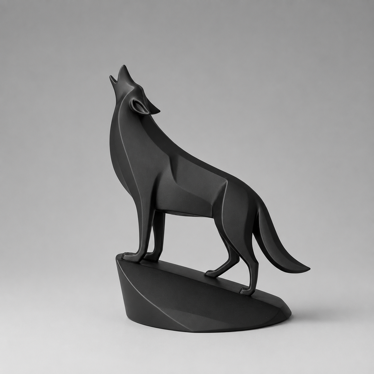 Escultura Lobo Preto Design Minimalista Luxo